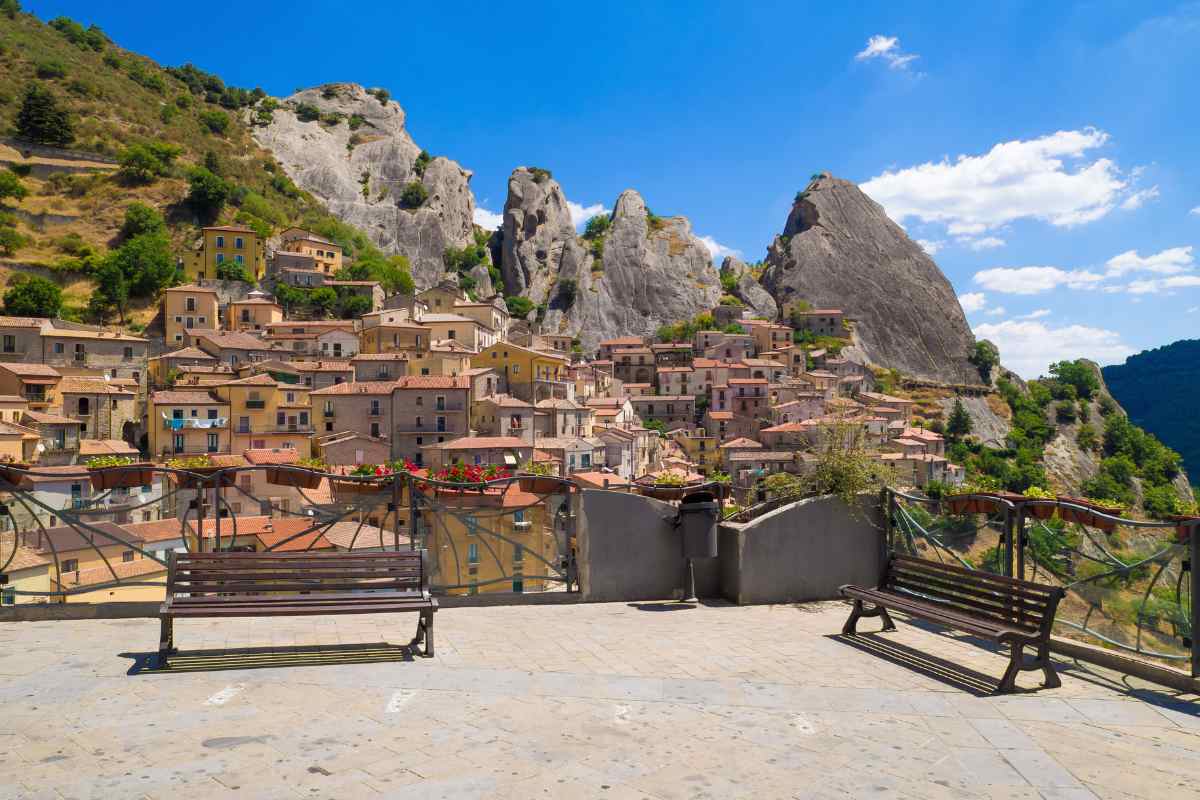 città di castelmezzano in basilicata