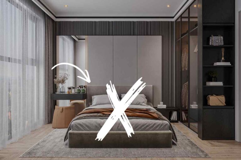 letto in una camera da letto moderna